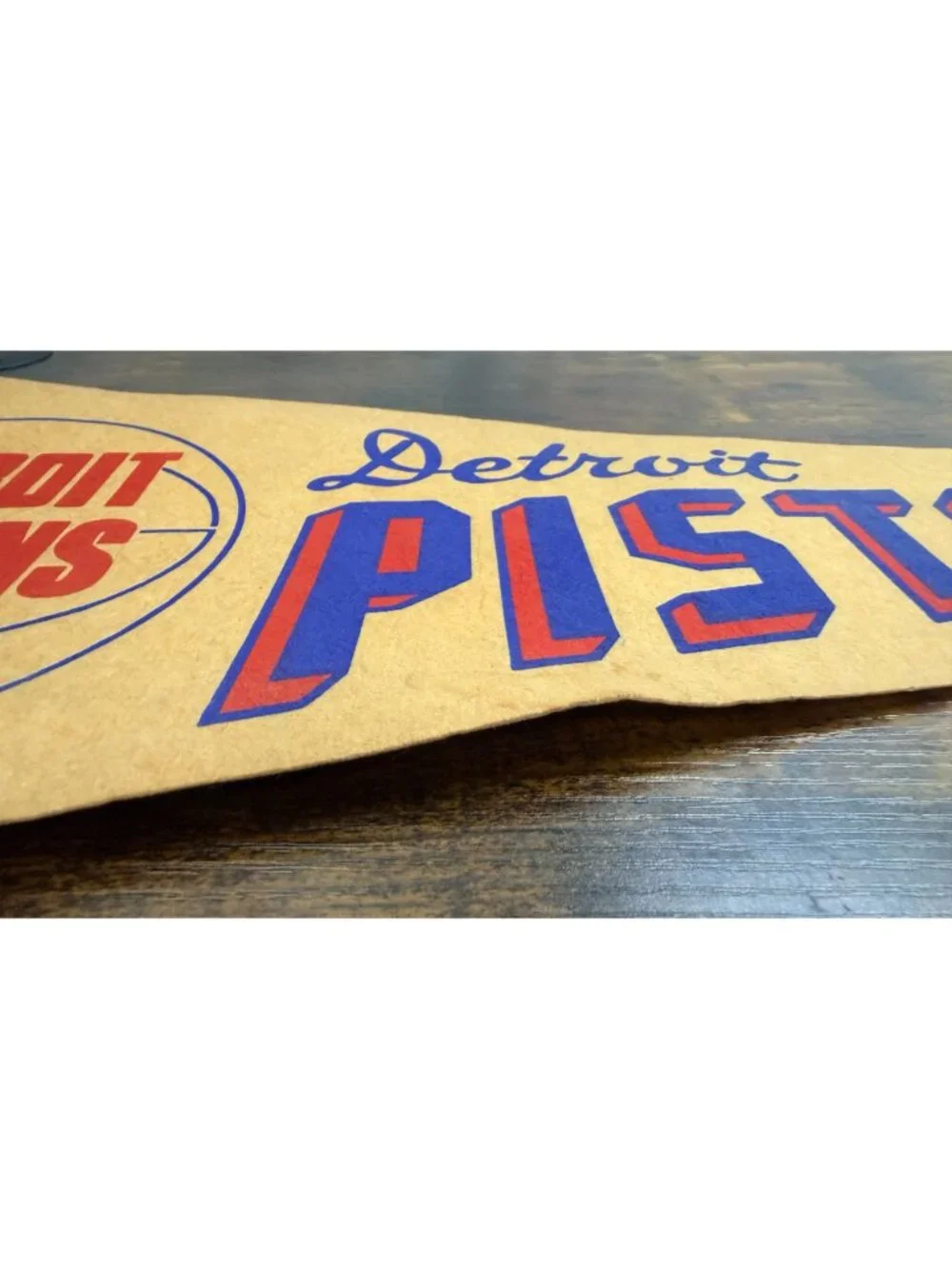 Vintage Detroit Pistons NBA Vintage Felt Pennant aged